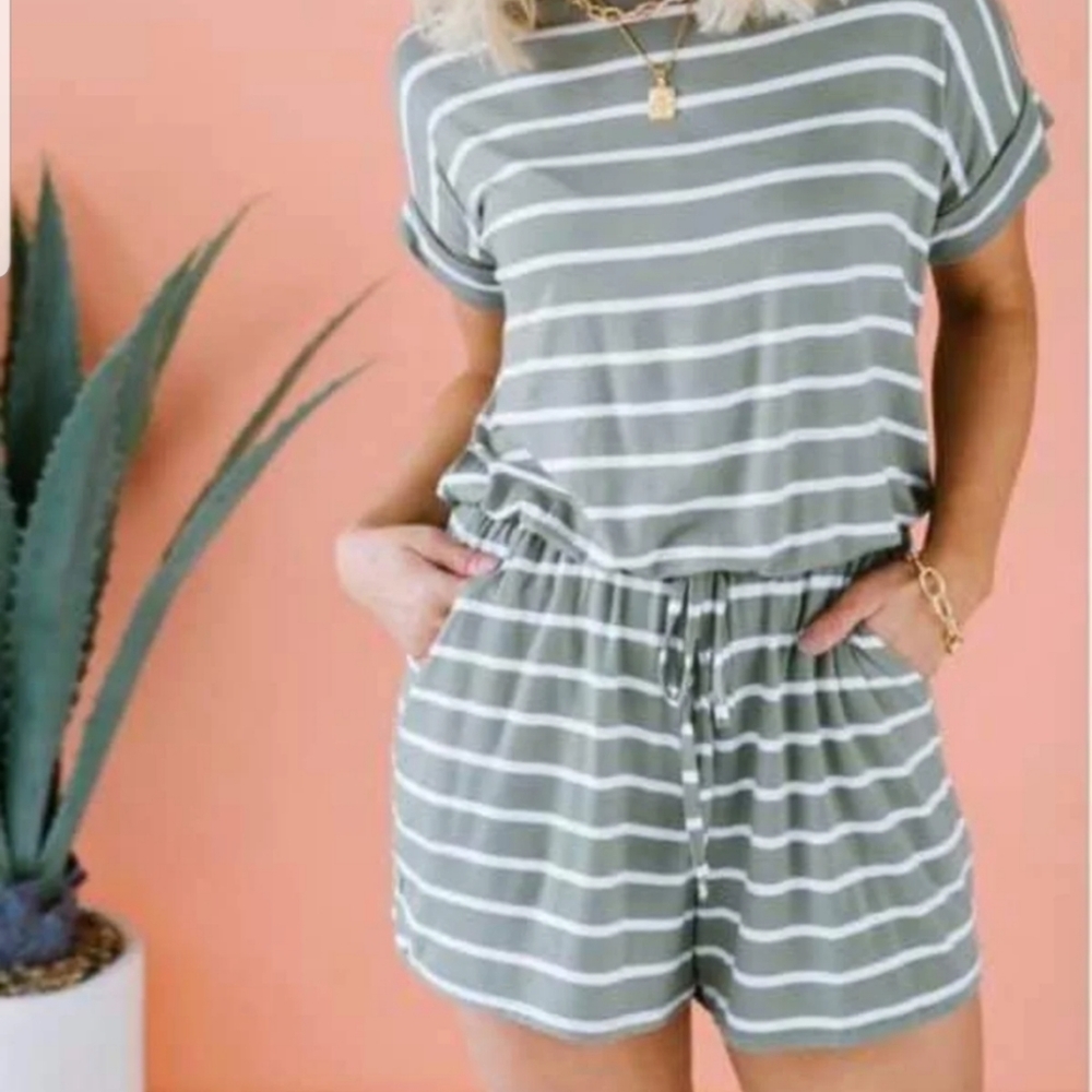 SOLD      NEW Romper